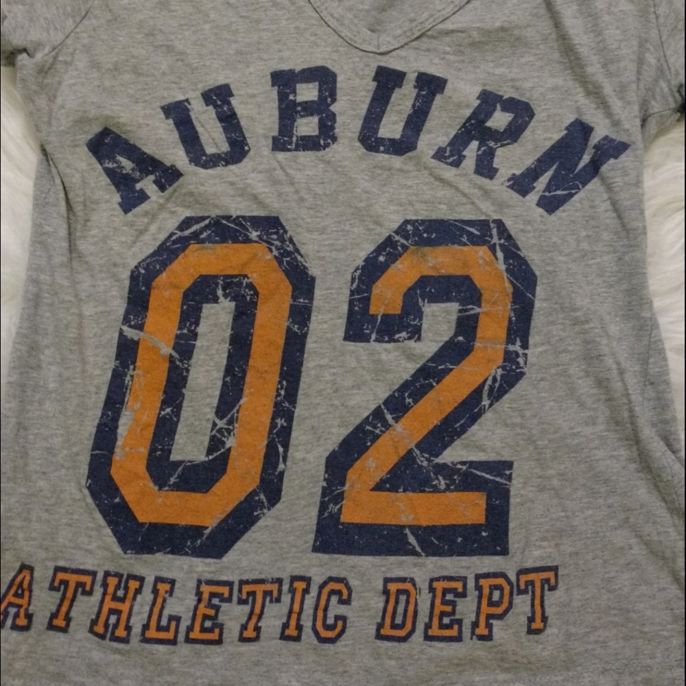 Vintage Vneck Auburn Shirt - Picture 6 of 14